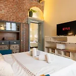 Charm Two-room Bocconi Navigli Darsena * Mailand