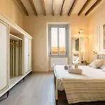 Charm Two-room Bocconi Navigli Darsena * Mailand
