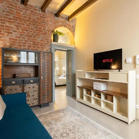 Charm Two-room Bocconi Navigli Darsena Apartament