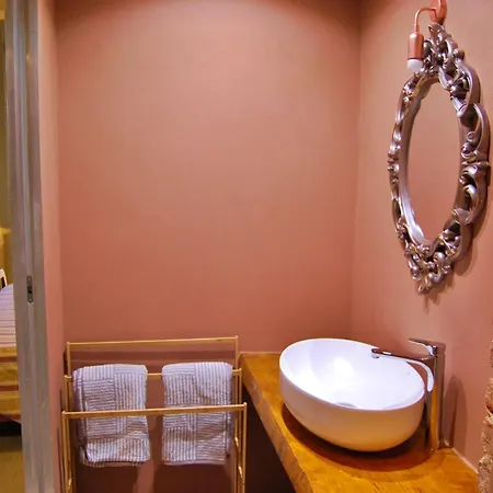 Charm Two-room Bocconi Navigli Darsena