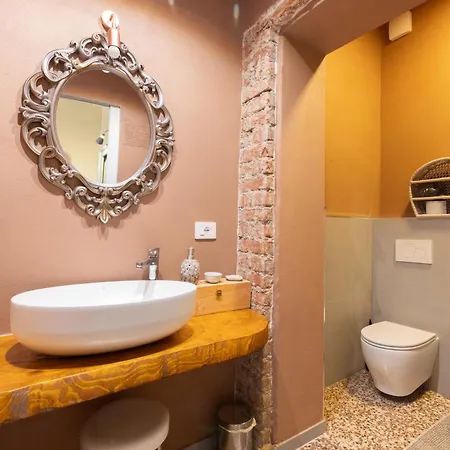 Charm Two-room Bocconi Navigli Darsena Apartament Mediolan